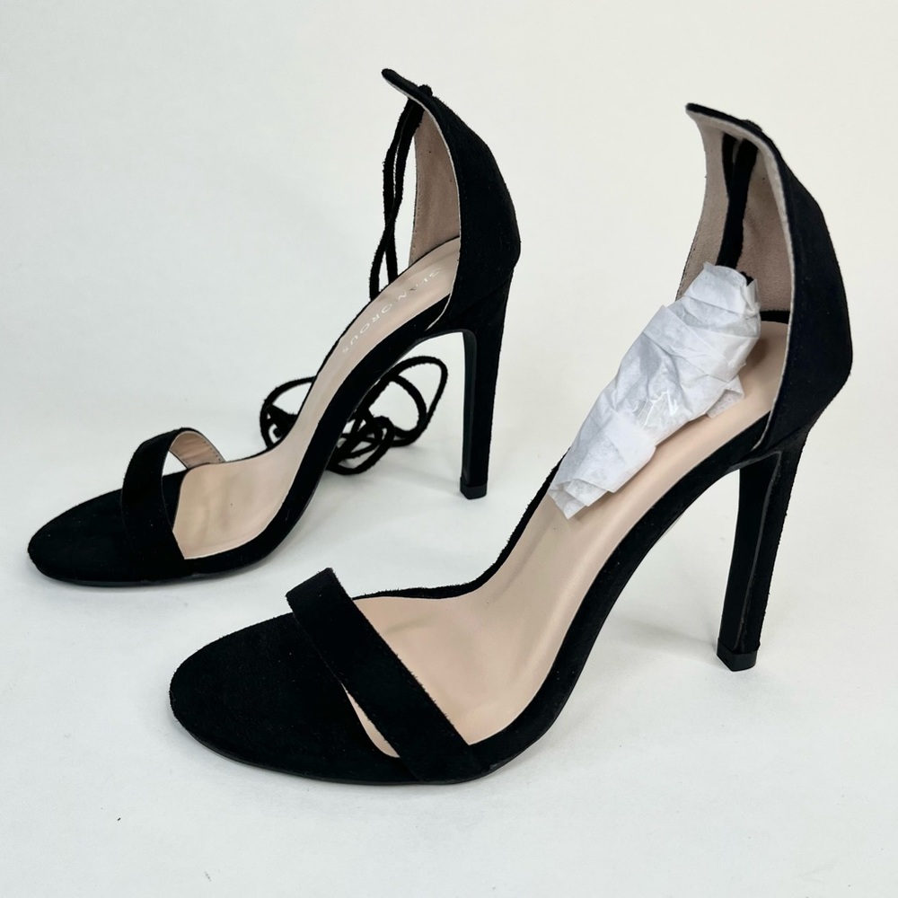 Glamorous Black Ankle-Tie Heel, Size 5 1/2